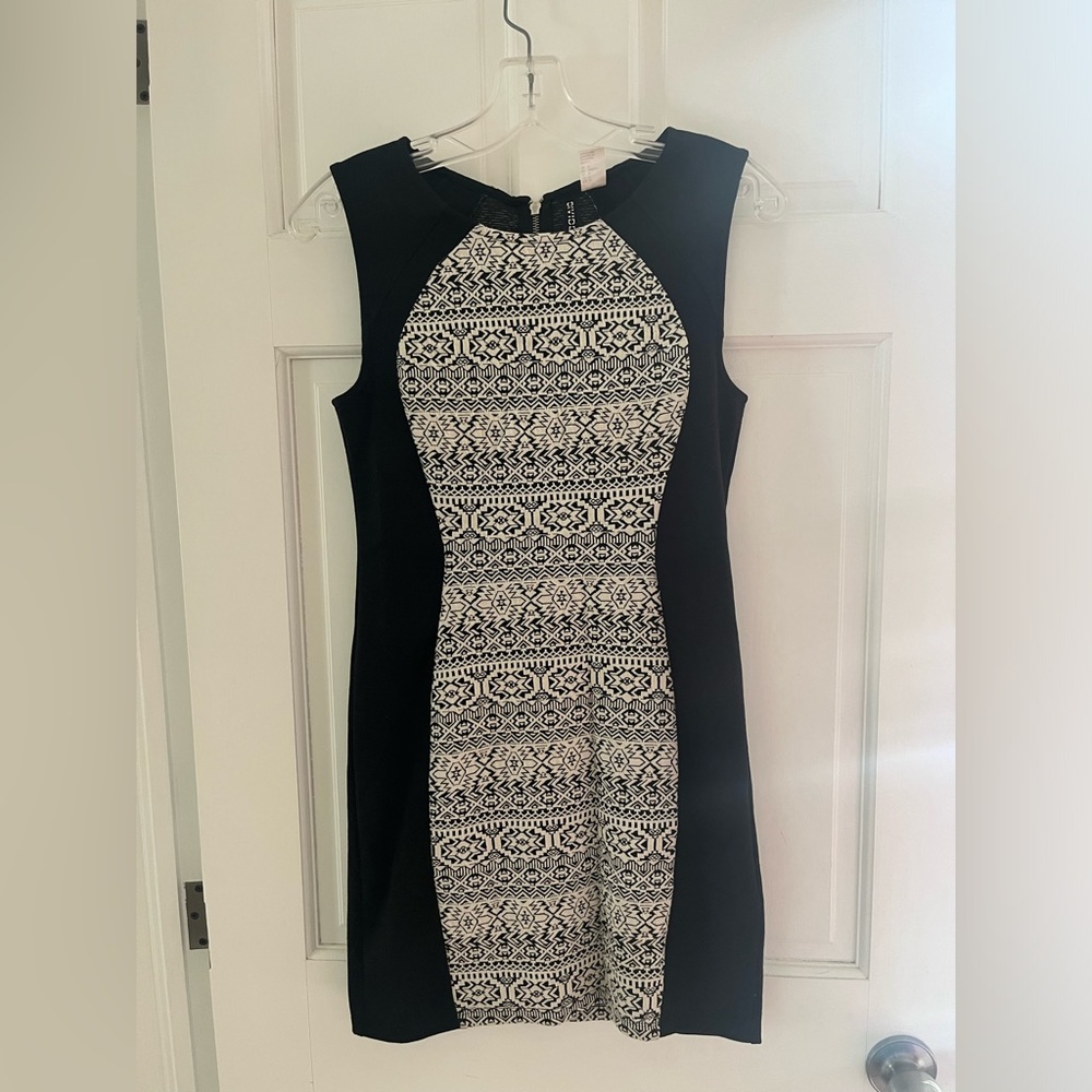 Bodycon printed dress